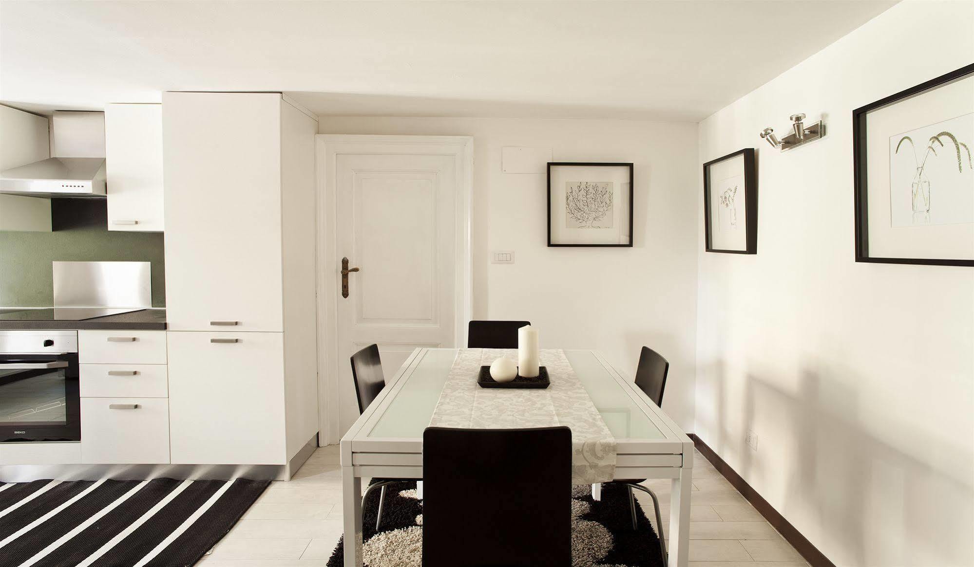 Italianway-Borgospesso Apartment Milan Exterior photo